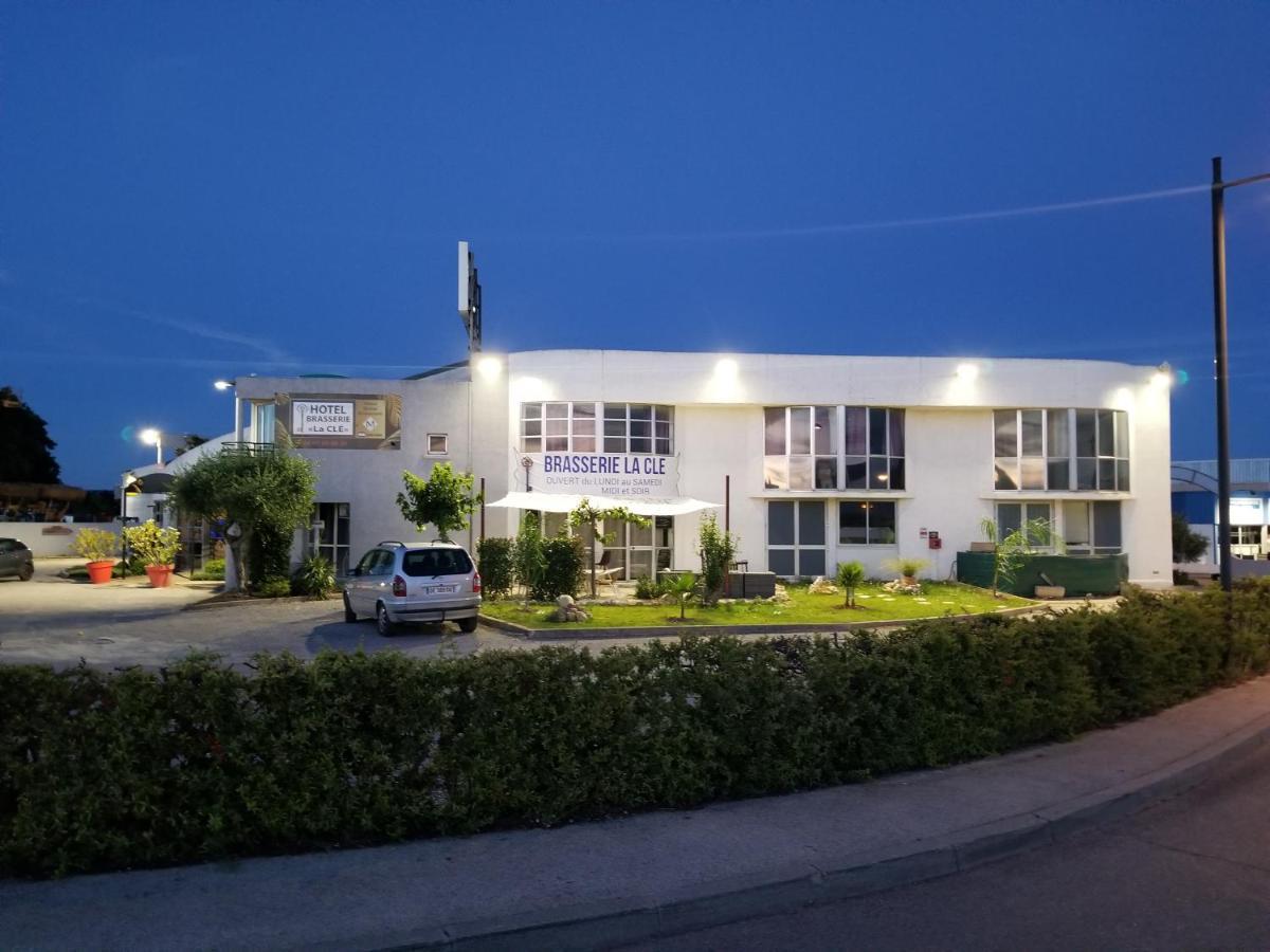 Hotel La Clé Saint-André-de-Sangonis Exterior foto